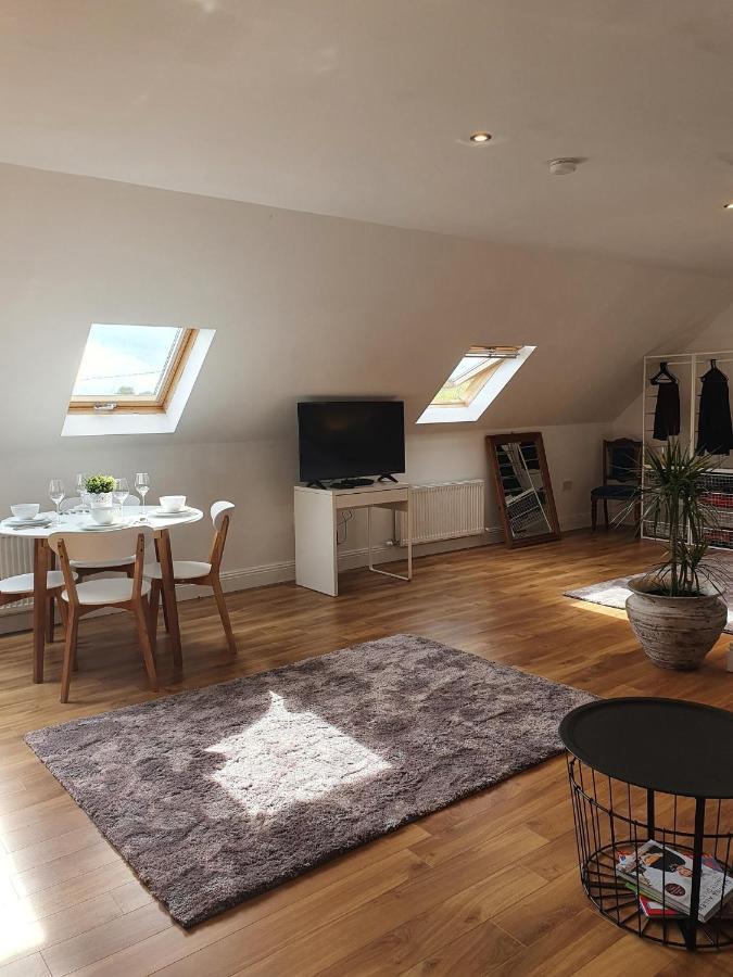 Captivating 1-Bed Apartment In Cloyne Cork Zewnętrze zdjęcie