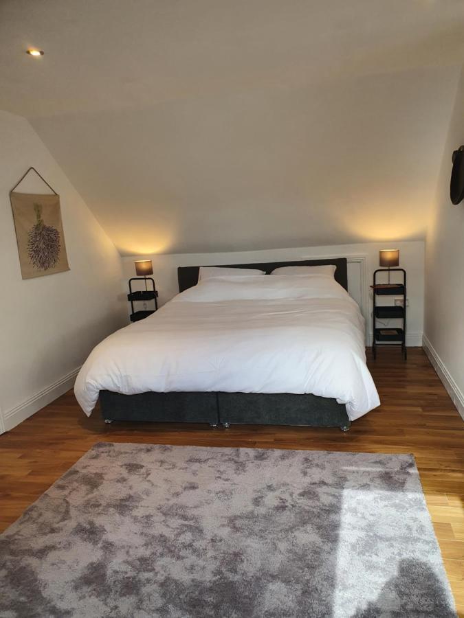 Captivating 1-Bed Apartment In Cloyne Cork Zewnętrze zdjęcie