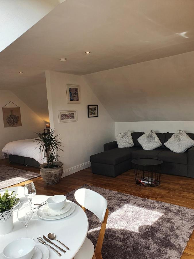 Captivating 1-Bed Apartment In Cloyne Cork Zewnętrze zdjęcie